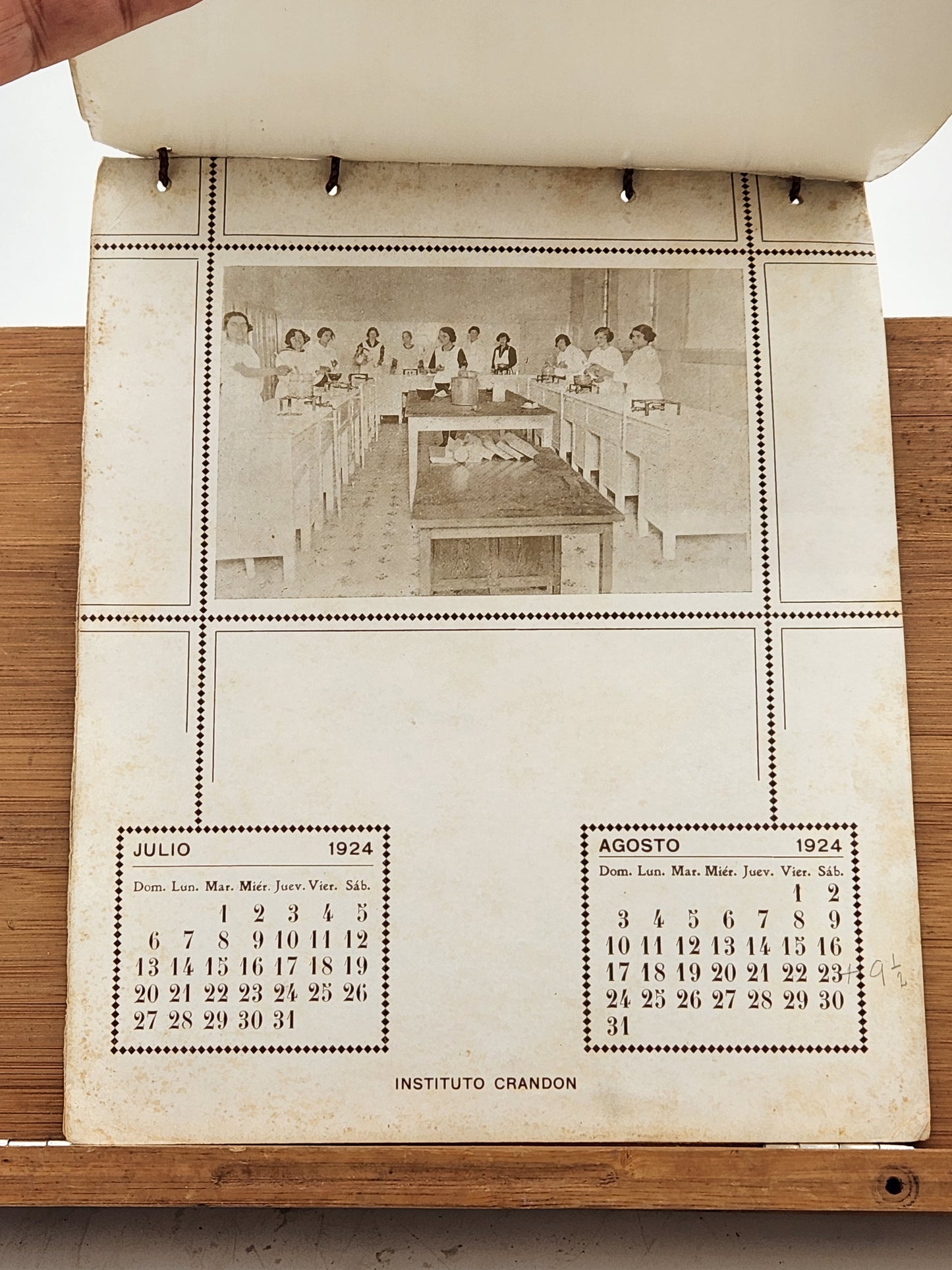 1924 calendar from the Crandon Institute