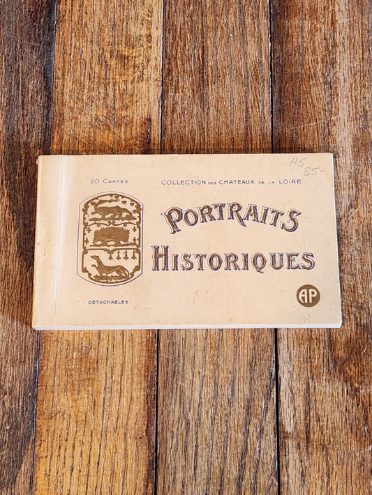 Antique French Booklet "Portraits Historiques" 20 Detachable Cards – Châteaux de la Loire – E. Papeoin Paris Tours