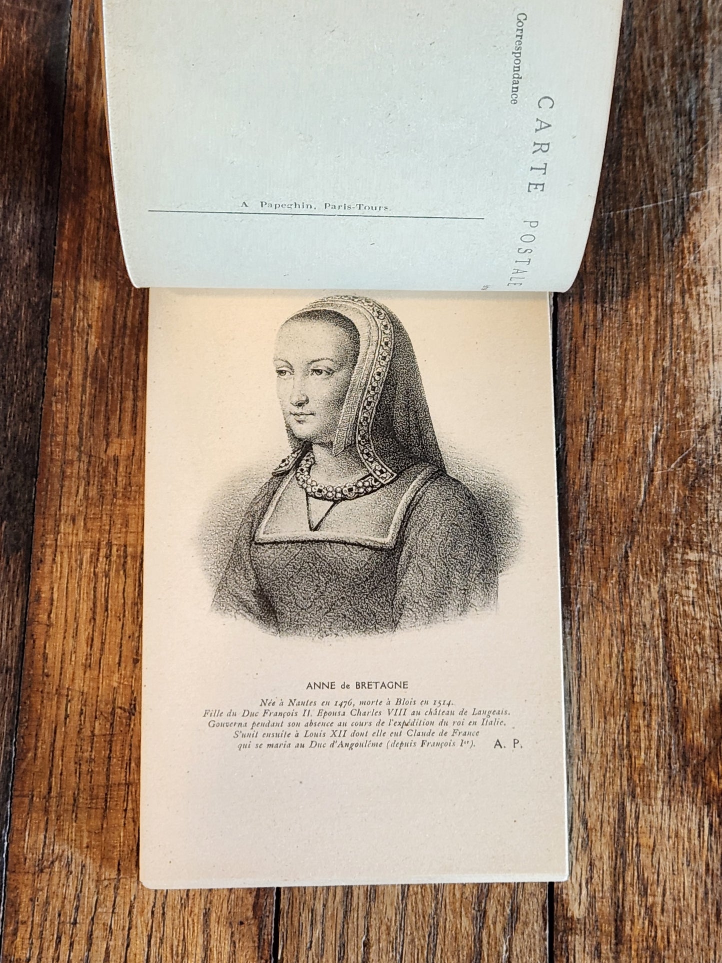 Antique French Booklet "Portraits Historiques" 20 Detachable Cards – Châteaux de la Loire – E. Papeoin Paris Tours