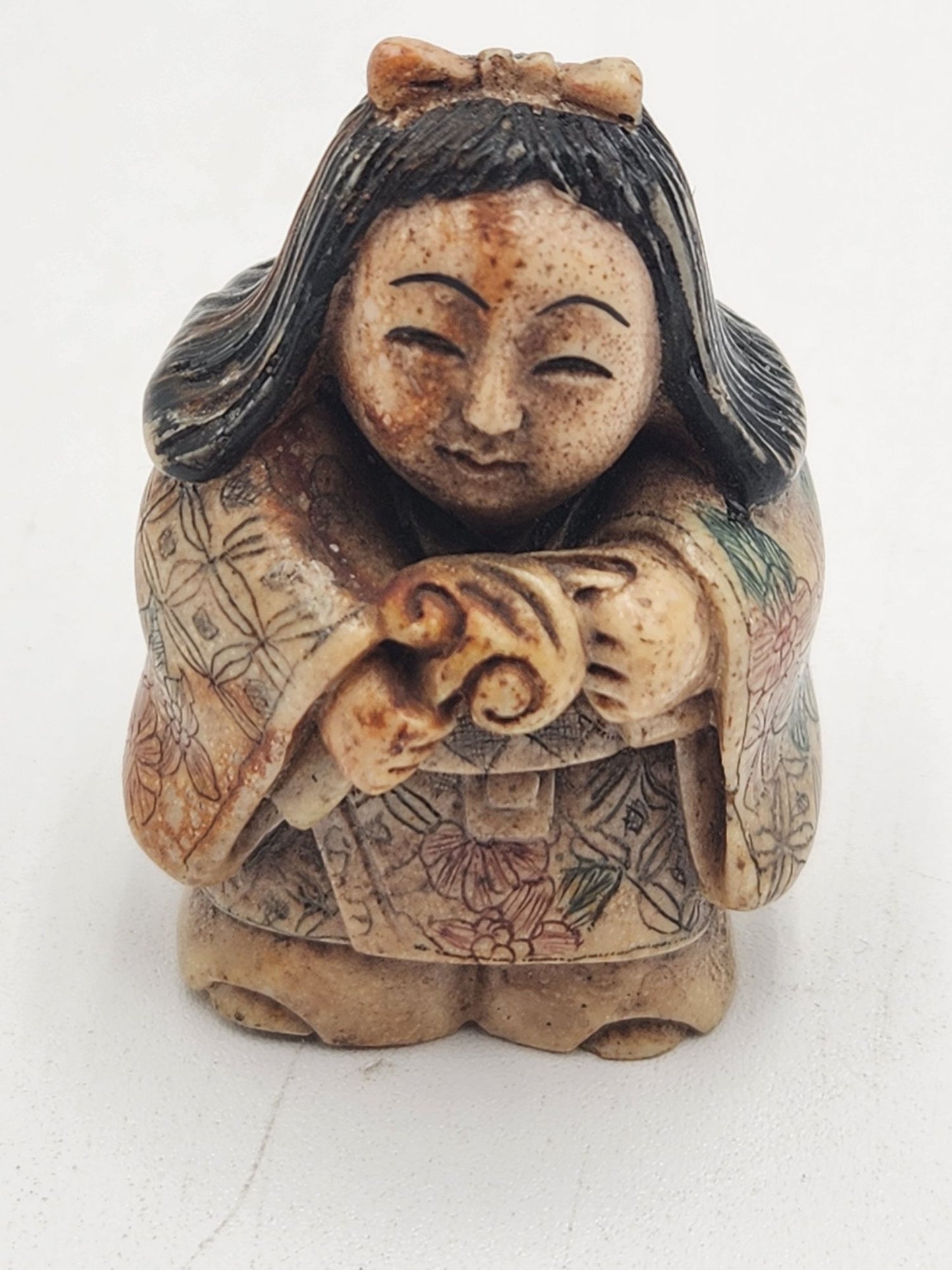 Vintage Netsuke Figurine 18 - Girl with Bow and Wand