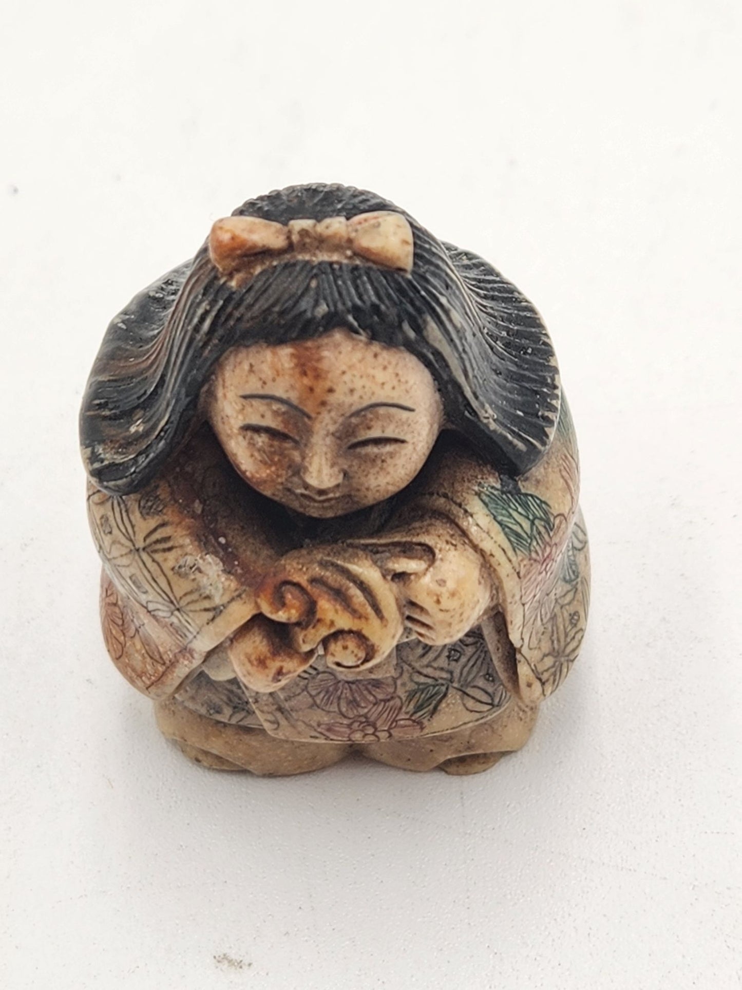 Vintage Netsuke Figurine 18 - Girl with Bow and Wand
