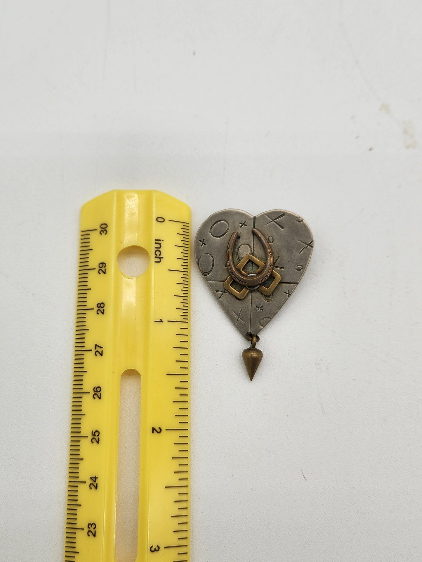 Thomas Mann Techno Romantic Heart Brooch (horseshoe)