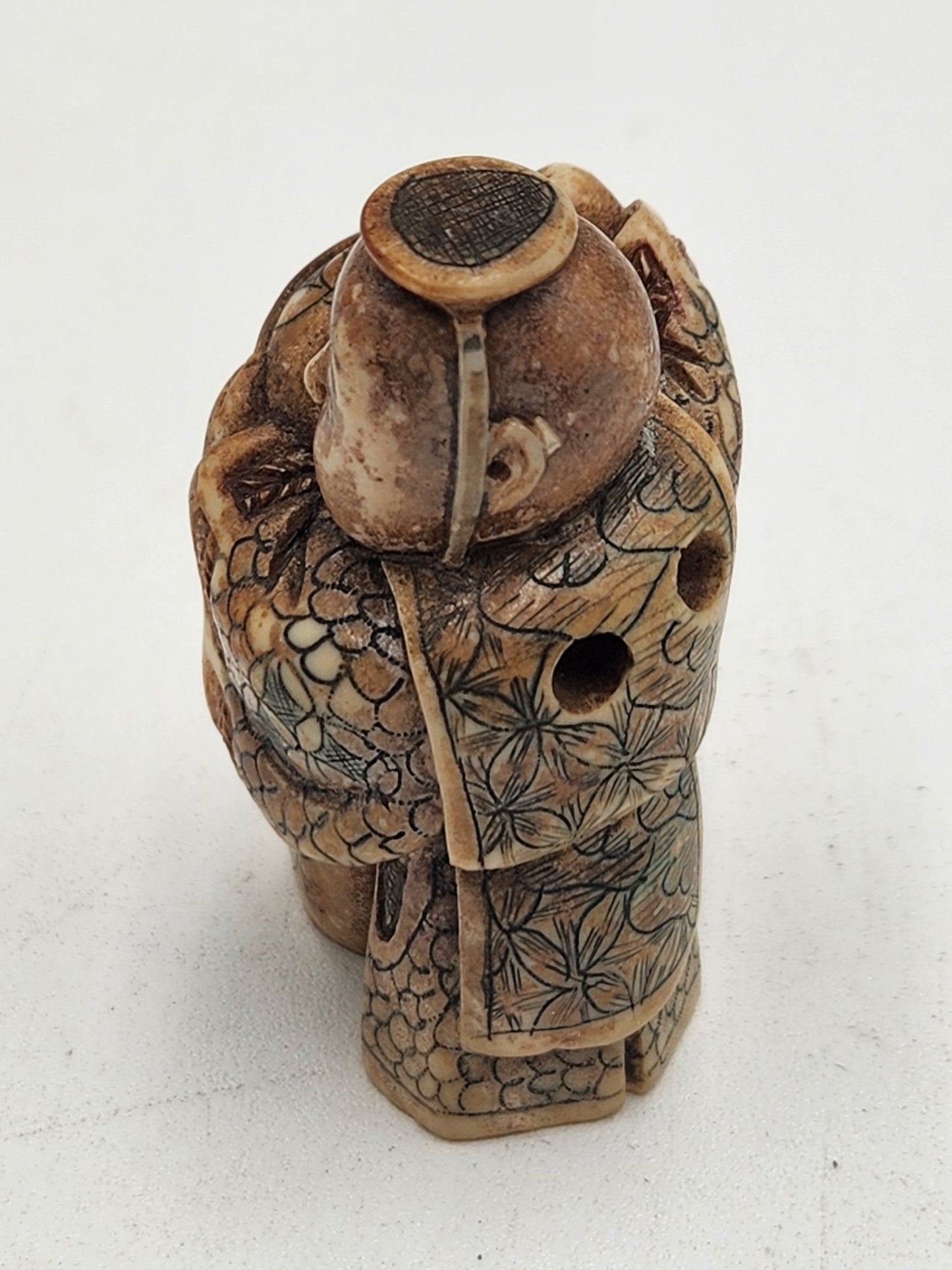 Vintage Netsuke Figurine 10 - Man with Totem or Mask