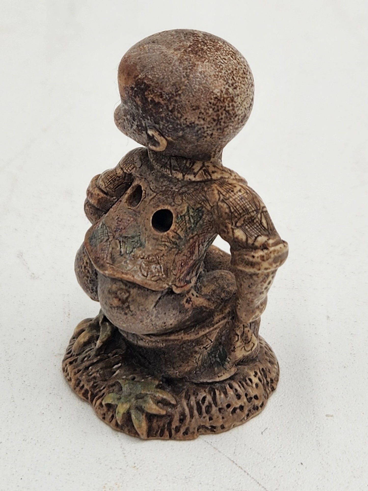 Vintage Netsuke Figurine 14 - Boy with the Butt