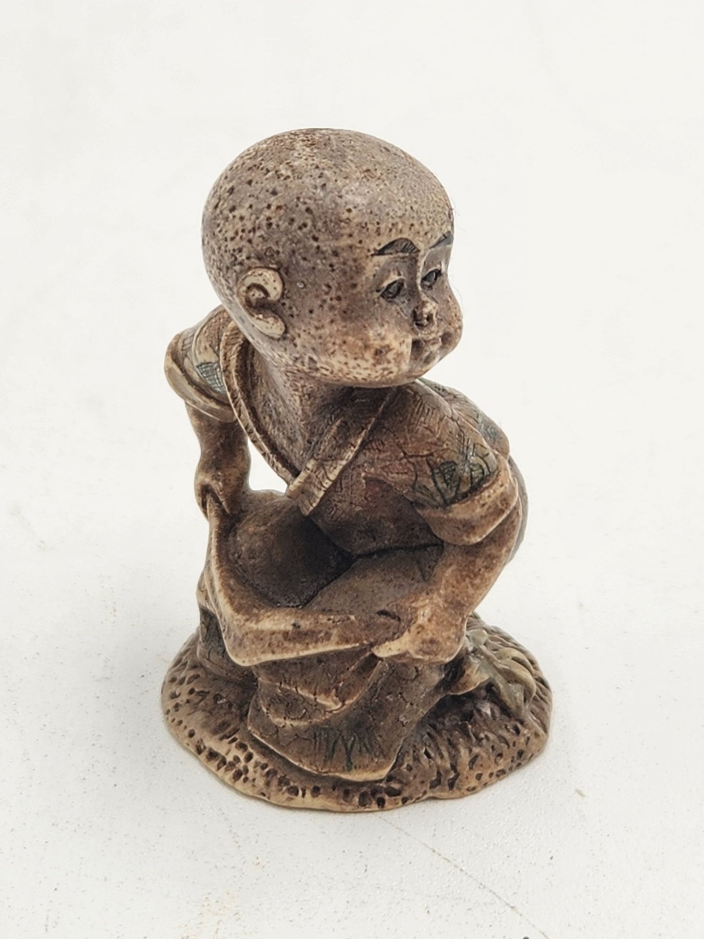 Vintage Netsuke Figurine 14 - Boy with the Butt