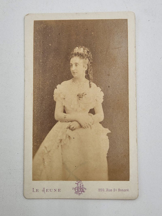 CDV Portrait of Isabelle d'Orleans the Countess of Paris