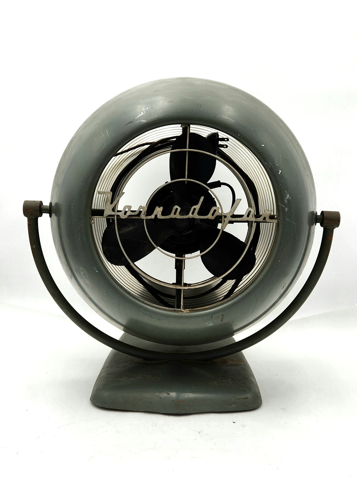1940s Atomic Age Vornado Fan