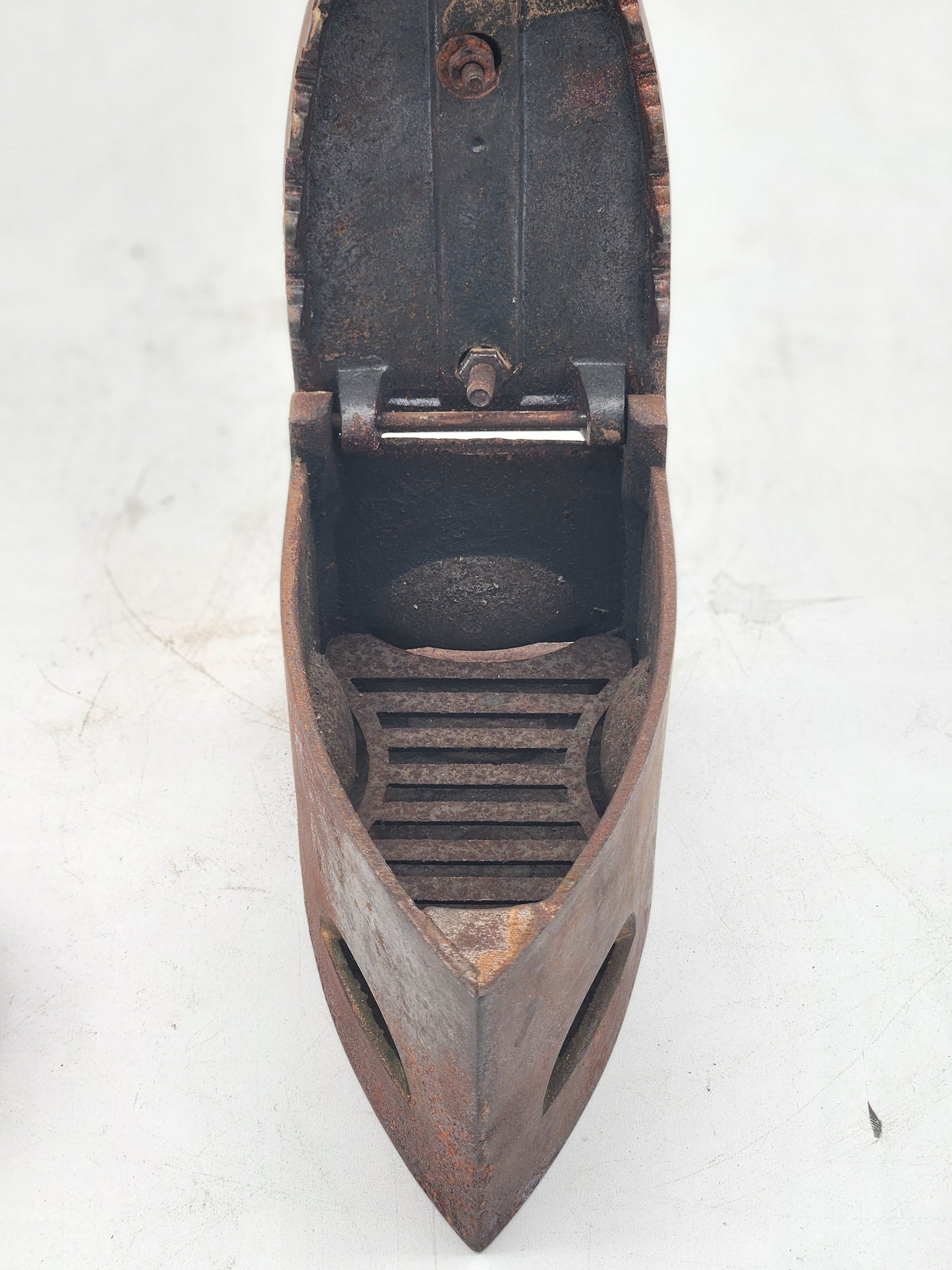Antique Cast Iron Charcoal Box Sad Iron Rooster Latch Red Wood Handle Heat Shield