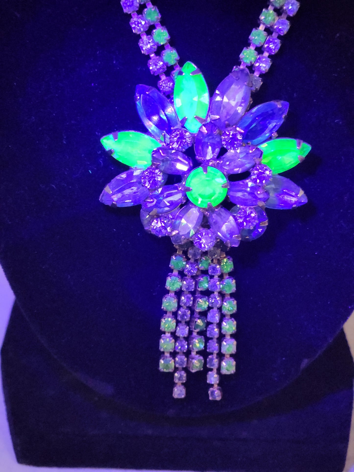 Vintage Hattie Carnegie Uranium Glass Rhinestone Flower Pendant Necklace