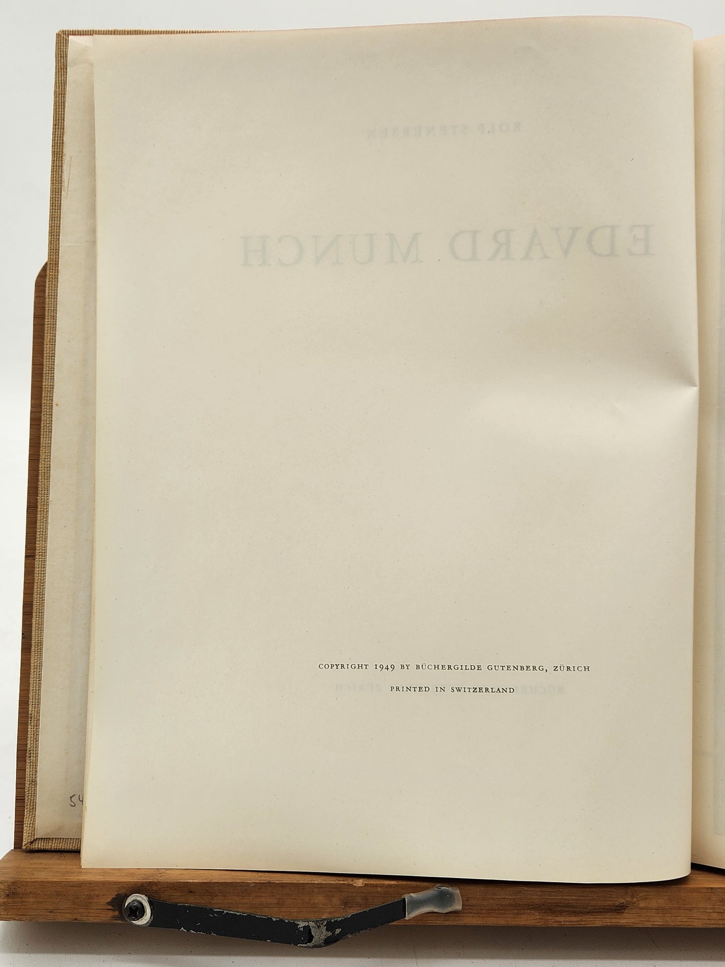 Vintage German 1949 Edvard Munch art book by Rolf Stenersen, published by Büchergilde Gutenberg, Zürich. Large-format volume featuring numerous full-page plates and reproductions.