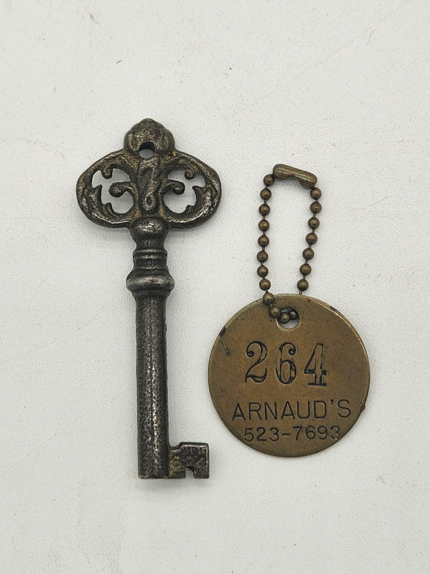 Vintage Arnaud's Restaurant New Orleans French Quarter Skeleton Key Brass Tag 264