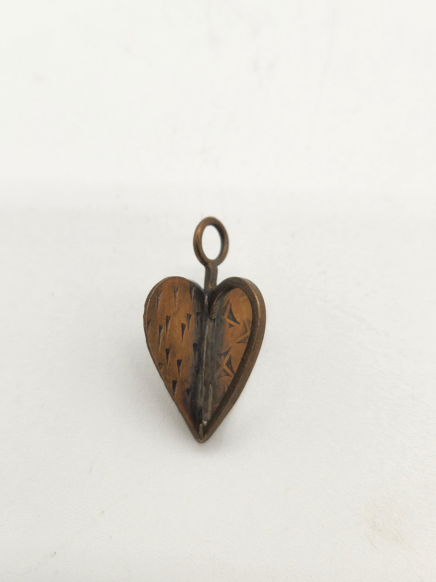 Thomas Mann Techno Romantic Heart With Cutouts Pendant