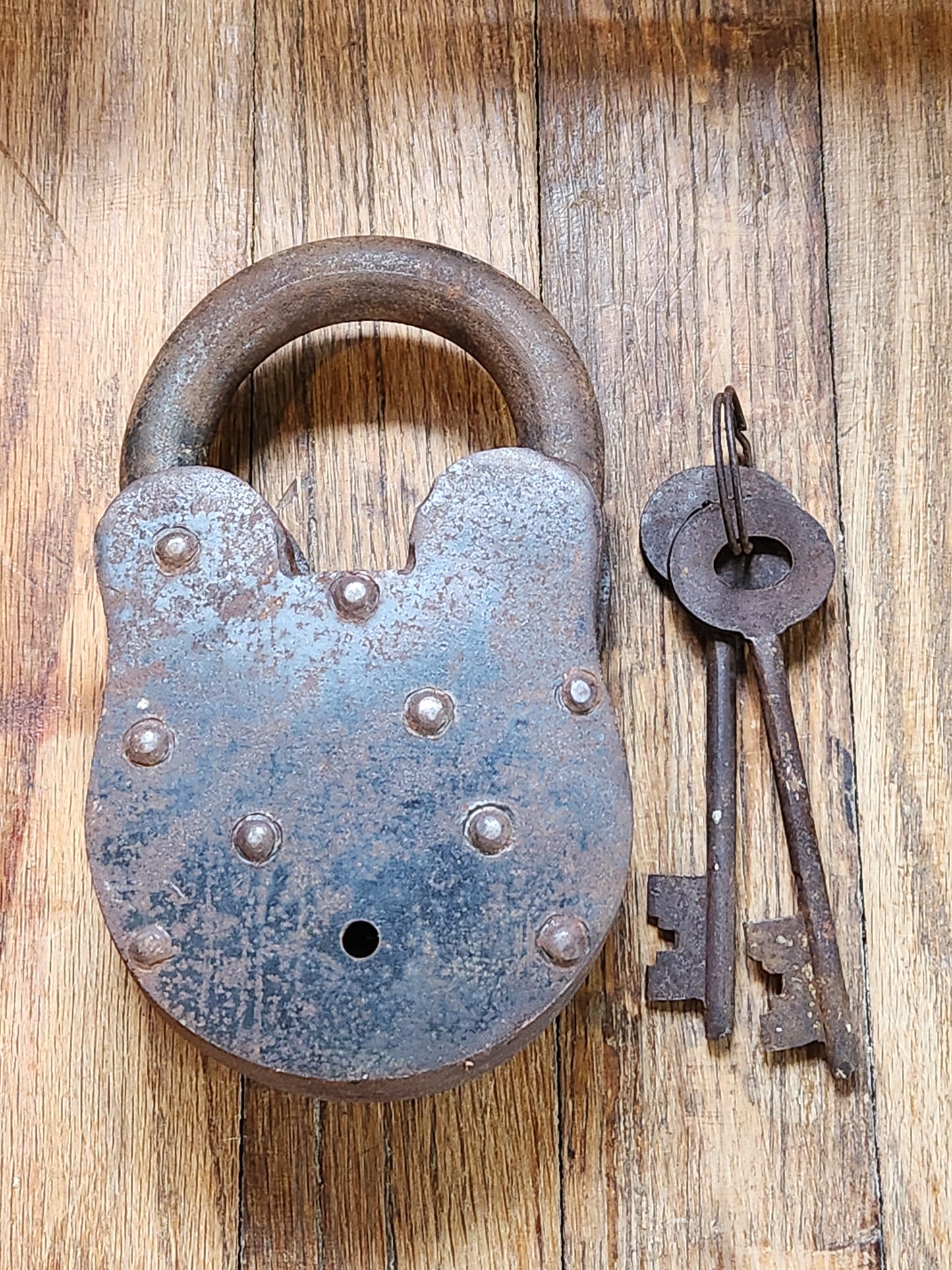Antique Wrought Iron Padlock w/ 2 Skeleton Keys – 6"