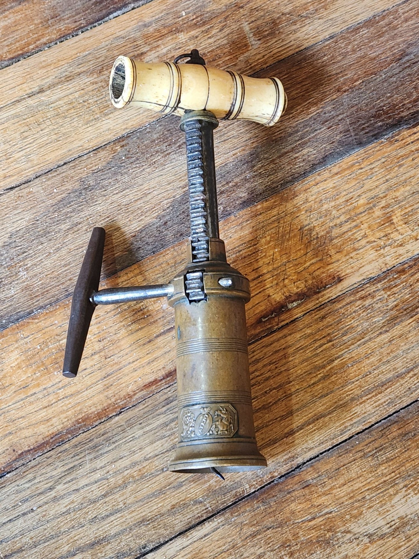 English Thomason Type Kings Screw Mechanical Corkscrew w/ Bone Handle