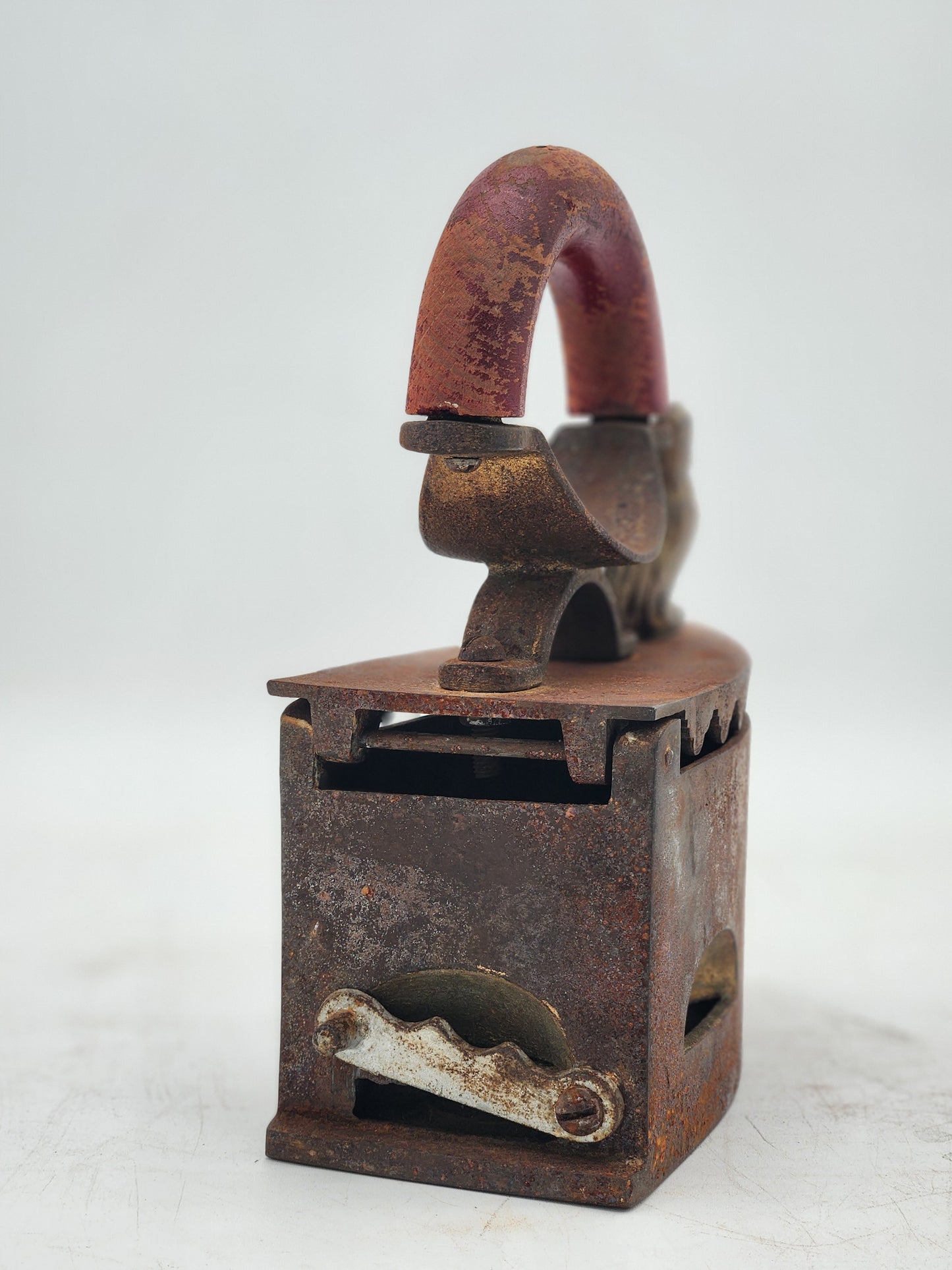 Antique Cast Iron Charcoal Box Sad Iron Rooster Latch Red Wood Handle Heat Shield