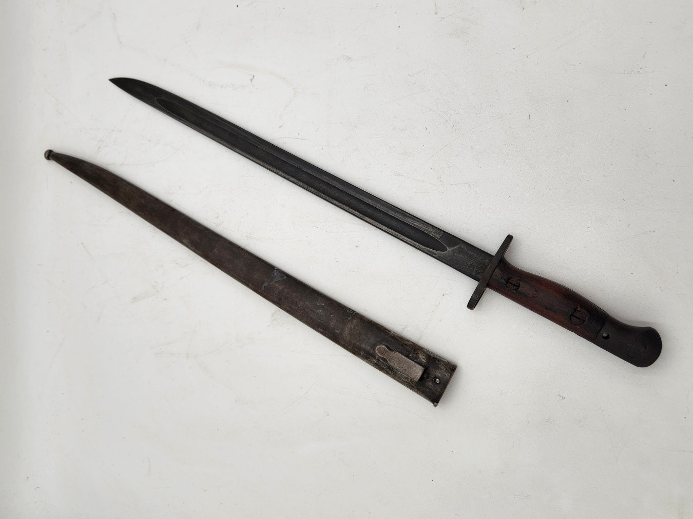 Australian WWII Bayonet and Scabbard