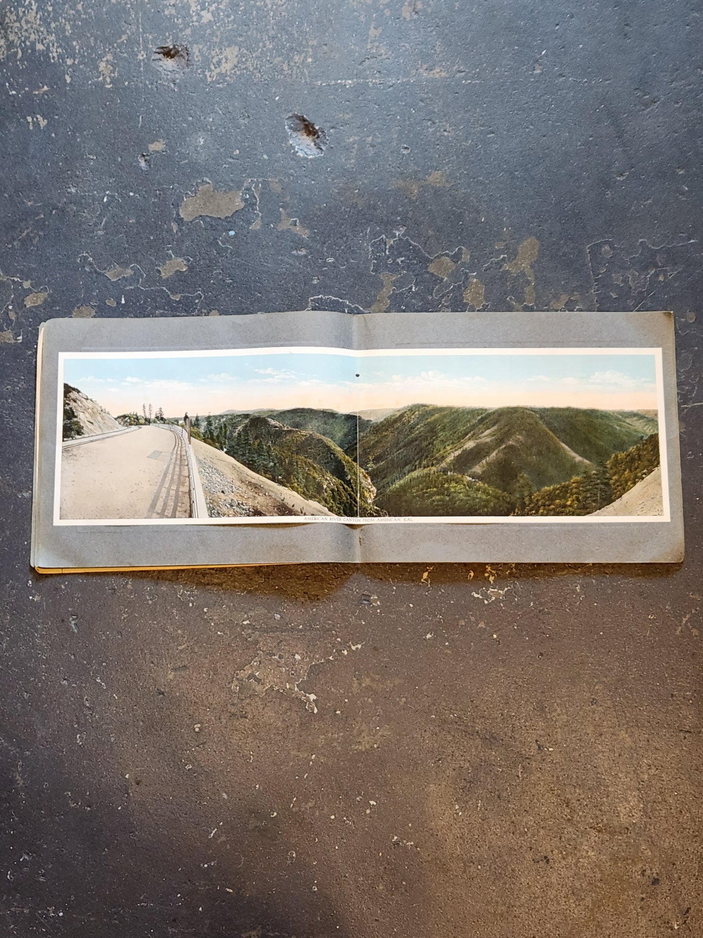 The Overland Trail Scenic Guide Book – Southern Pacific Railroad – Golden Gate to Great Salt Lake – c.1900s – Color Lithographs