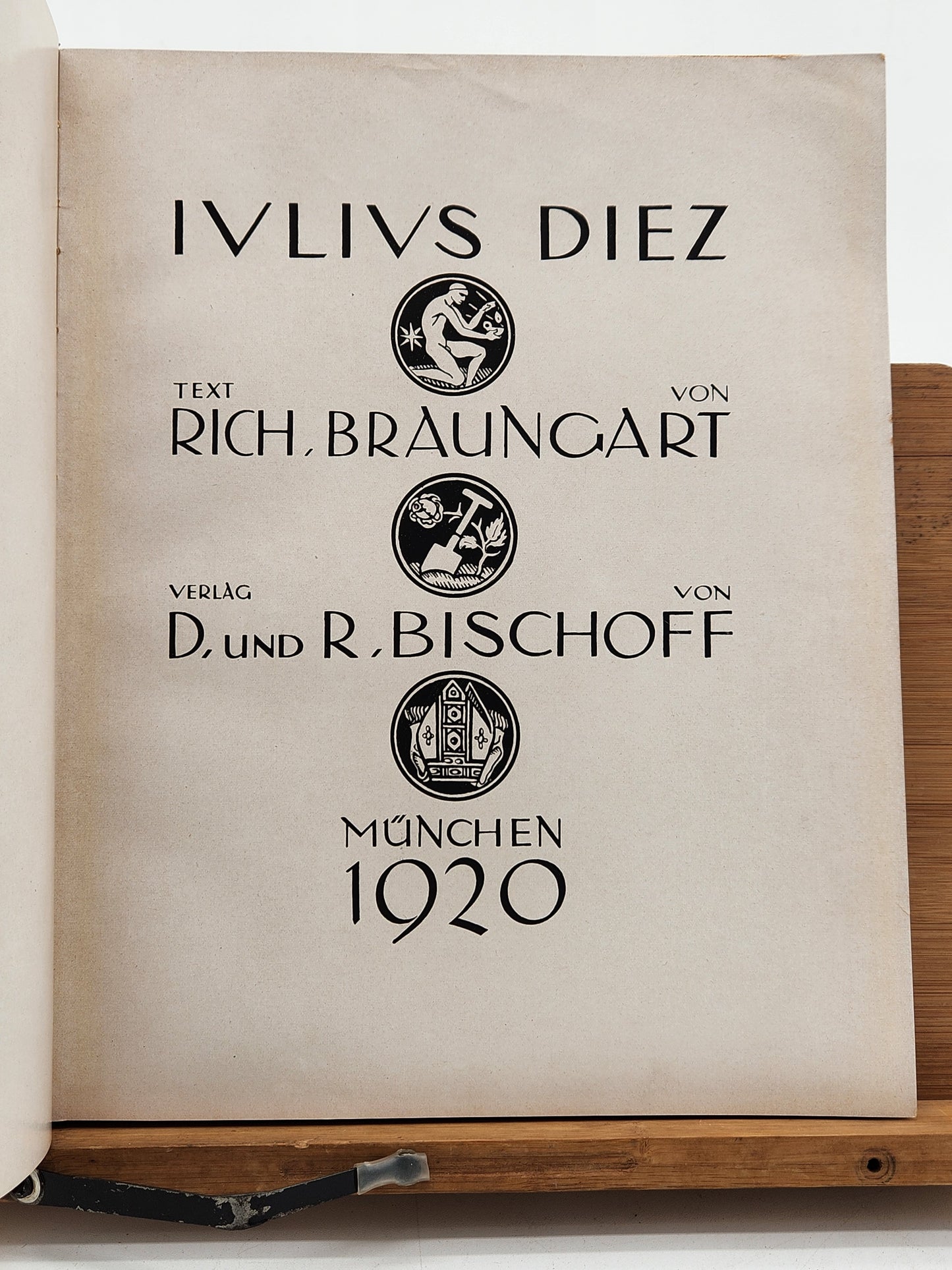 1920 Limited Edition Julius Diez Art Book