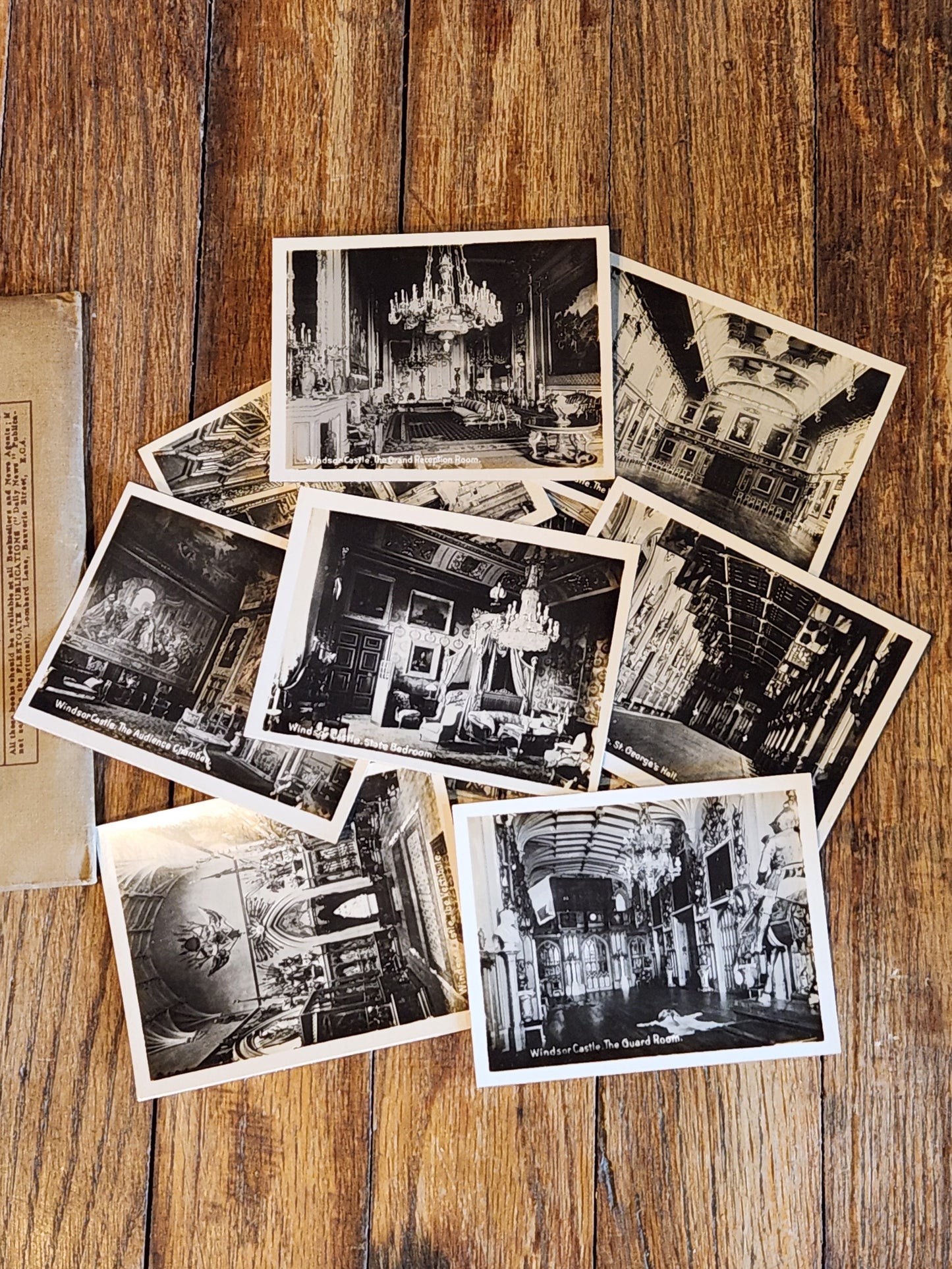 Antique 1920s “The Popular Wallet Guide to Windsor” Booklet w/ 12 Postcards – Daily News Series, Fleetgate Publications