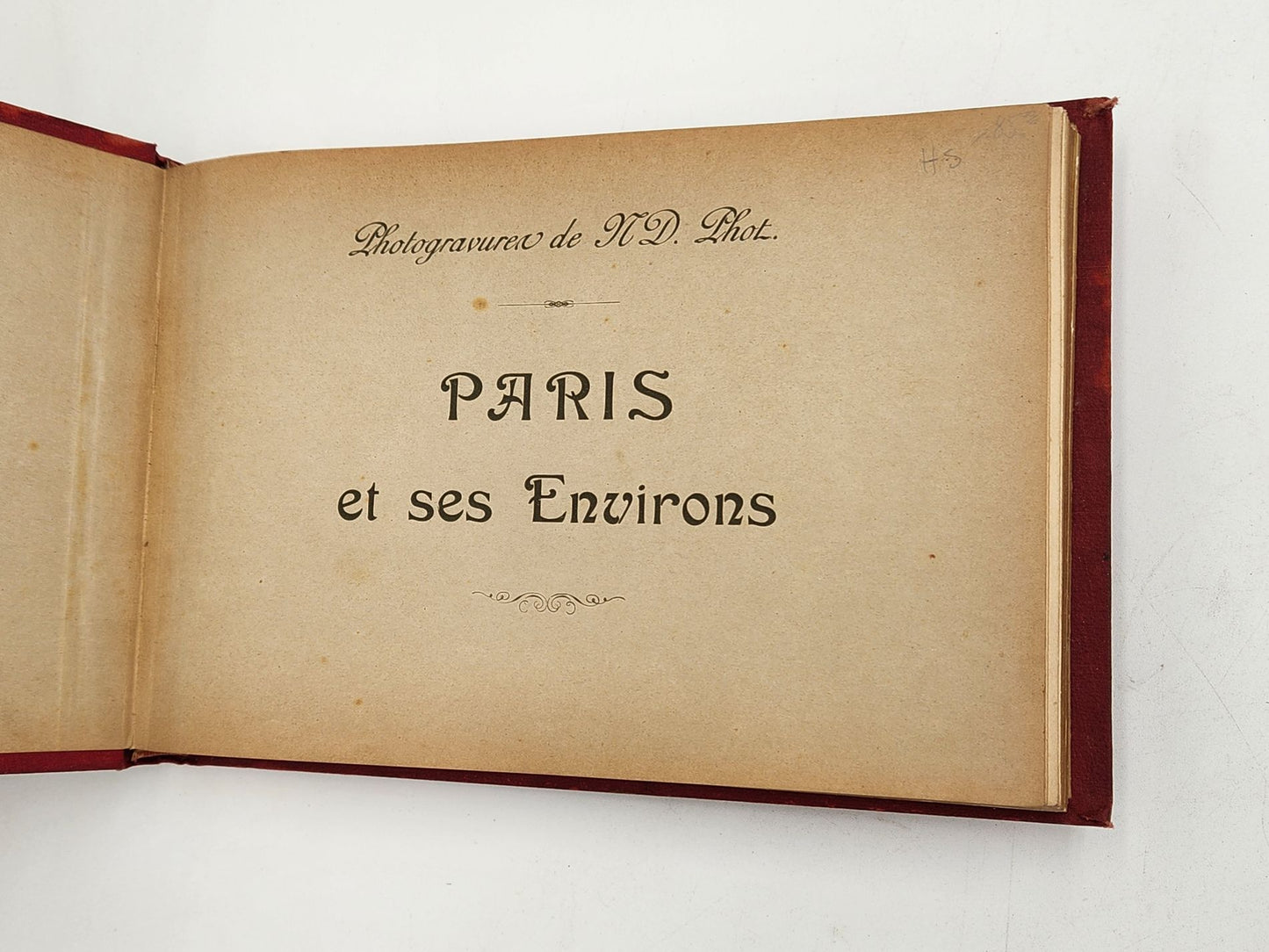 54 Photogravures de N.D. Phot. Paris, St. Cloud, Versailles & Trianons